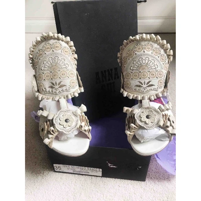Pre-owned Anna Sui Leather Sandal In White