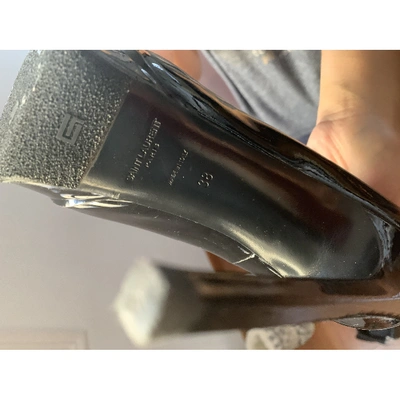 Pre-owned Saint Laurent Janis Patent Leather Heels In Black