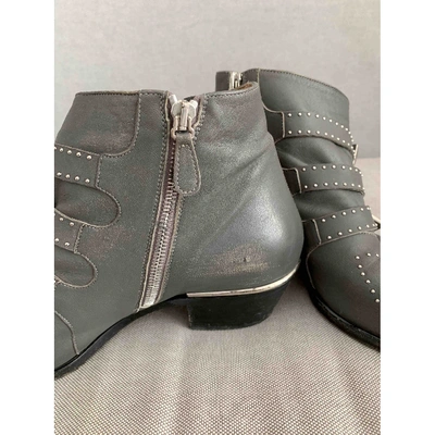 Pre-owned Chloé Susanna Leather Cowboy Boots In Grey