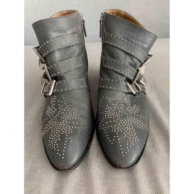 Pre-owned Chloé Susanna Leather Cowboy Boots In Grey