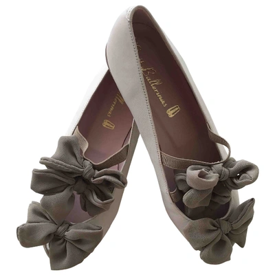 Pre-owned Pretty Ballerinas Leather Ballet Flats
