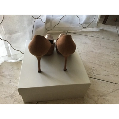 Pre-owned Saint Laurent Trib Too Leather Heels In Camel