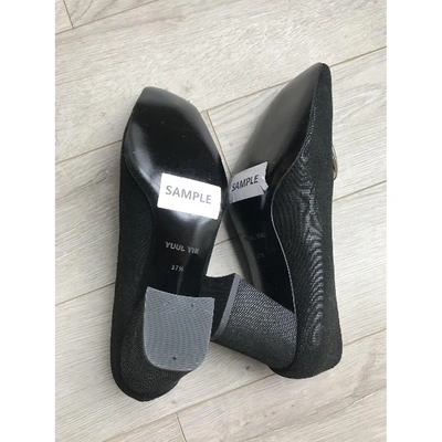 Pre-owned Yuul Yie Leather Heels In Black