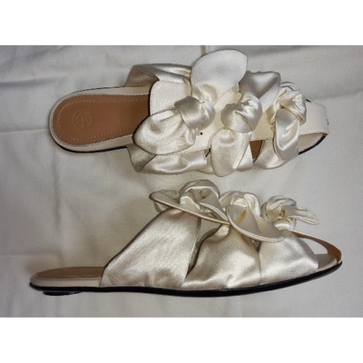 Pre-owned The Row White Leather Sandals