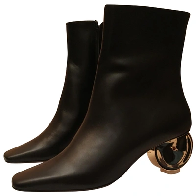 Pre-owned Neous Leather Ankle Boots In Black