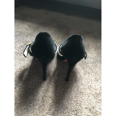 Pre-owned Gucci Sylvie Black Velvet Heels