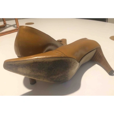 Pre-owned Gucci Leather Heels In Camel