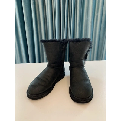 Pre-owned Ugg Leather Snow Boots In Black