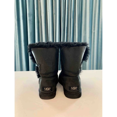 Pre-owned Ugg Leather Snow Boots In Black