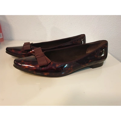 Pre-owned Stuart Weitzman Patent Leather Ballet Flats In Brown