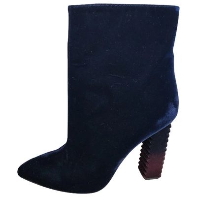 Pre-owned Aperlai Navy Velvet Ankle Boots