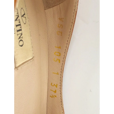 Pre-owned Valentino Garavani Tango Camel Leather Heels