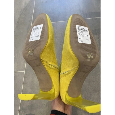 Pre-owned Topshop Tophop  Yellow Suede Ankle Boots