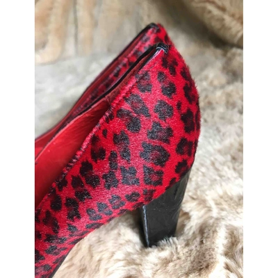 Pre-owned Ethan K Pony-style Calfskin Heels In Red