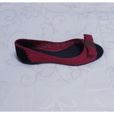 Pre-owned Ferragamo Vara Cloth Ballet Flats In Red