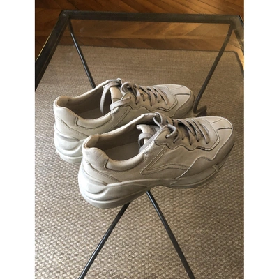 Pre-owned Gucci Rhyton Leather Trainers In Ecru