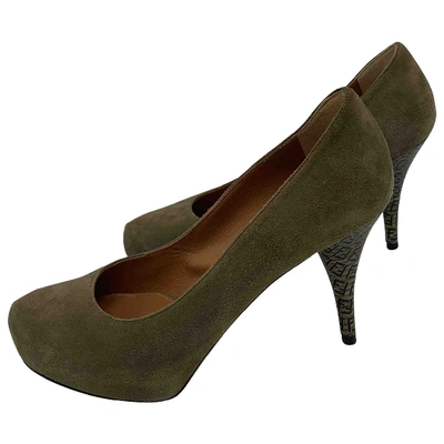 Pre-owned Fendi Heels In Khaki