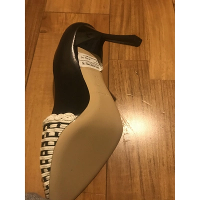 Pre-owned Emporio Armani Leather Heels