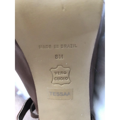 Pre-owned Steve Madden Leather Sandals In Camel