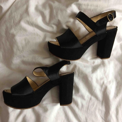 Pre-owned See By Chloé Sandals In Black