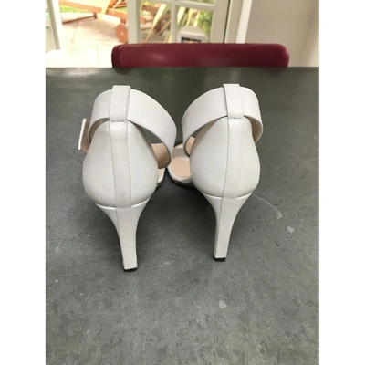 Pre-owned Joseph Leather Sandals In White