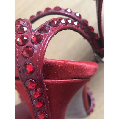 Pre-owned Jimmy Choo Leather Heels In Red