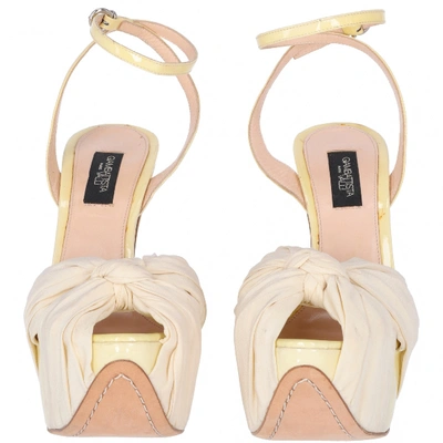Pre-owned Giambattista Valli Patent Leather Sandals In Yellow