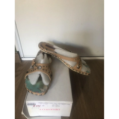 Pre-owned Emilio Pucci Leather Mules In Beige