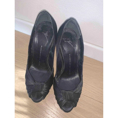 Pre-owned Giuseppe Zanotti Cloth Heels In Black