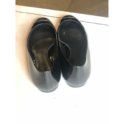 Pre-owned Alexander Mcqueen Patent Leather Ballet Flats In Black
