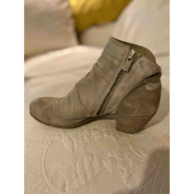Pre-owned Officine Creative Leather Ankle Boots In Ecru