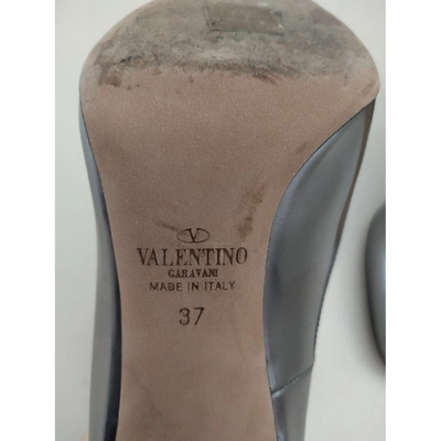 Pre-owned Valentino Garavani Tango Silver Leather Heels