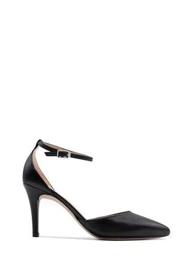 unisa black pumps