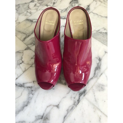Pre-owned Stuart Weitzman Patent Leather Mules In Pink