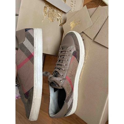 Pre-owned Burberry Beige Cloth Trainers