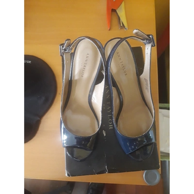Pre-owned Ann Taylor Patent Leather Sandals In Blue