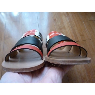 Pre-owned Tatoosh Leather Sandals