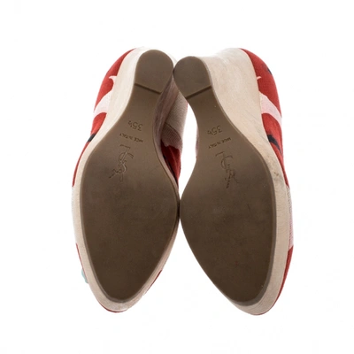 Pre-owned Saint Laurent Red Cloth Heels