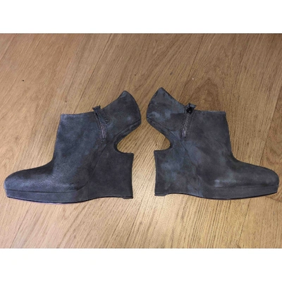 Pre-owned Alaïa Open Toe Boots In Grey