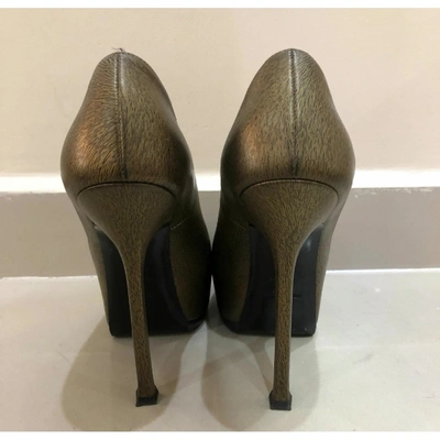 Pre-owned Saint Laurent Trib Too Leather Heels