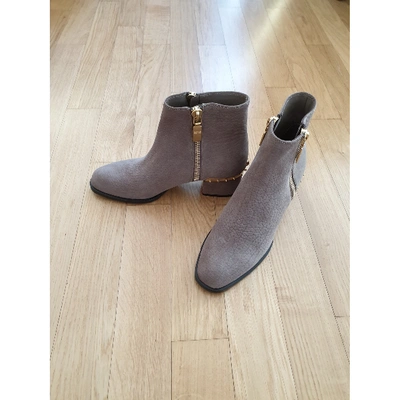 Pre-owned Alexander Mcqueen Leather Ankle Boots In Grey