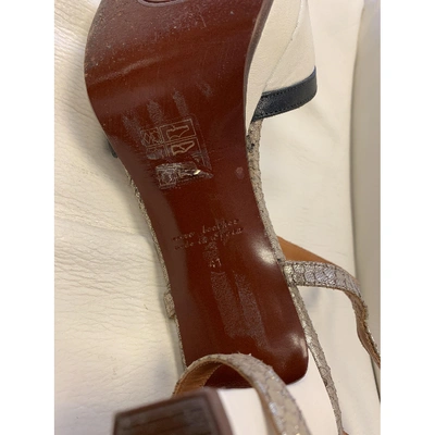 Pre-owned Chie Mihara Leather Heels In Ecru