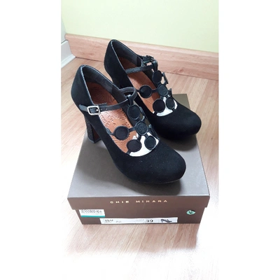 Pre-owned Chie Mihara Black Suede Heels