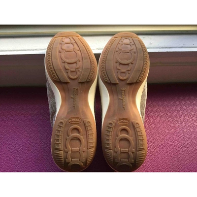 Pre-owned Ferragamo Camel Trainers