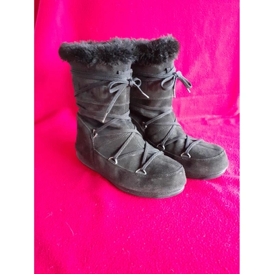 Pre-owned Moon Boot Black Suede Boots