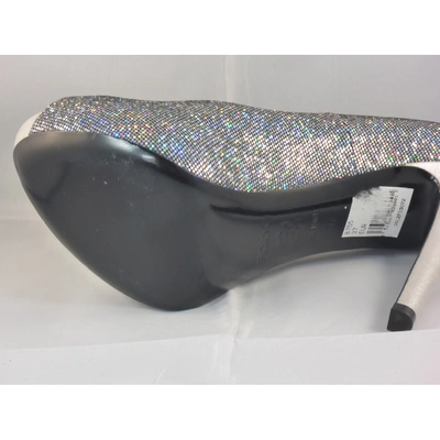 Pre-owned Rodo Silver Leather Heels