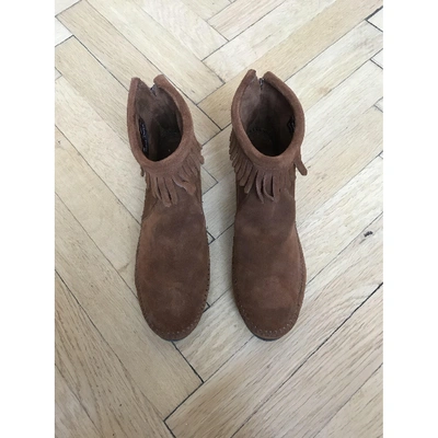 Pre-owned Minnetonka Mocassin Boots In Brown