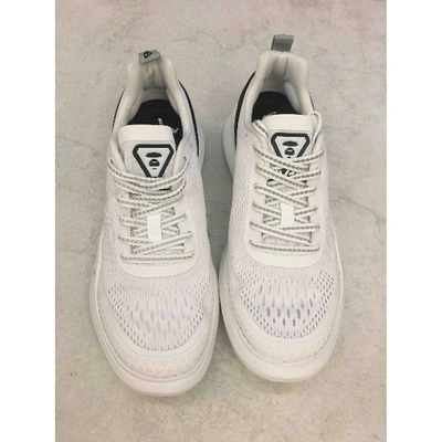 Pre-owned A Bathing Ape White Cloth Trainers