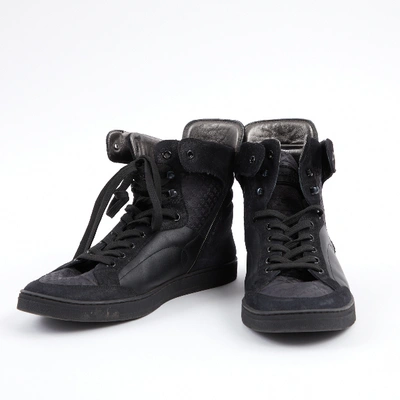 Pre-owned Louis Vuitton Leather Trainers In Black