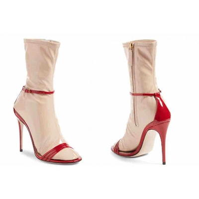 Pre-owned Gucci Patent Leather Ankle Boots In Red